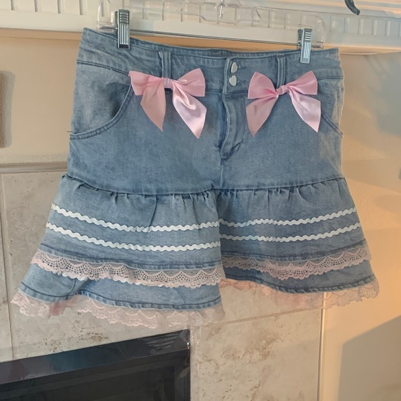Dresses & Skirts - Sweet Society Adorable Denim Skirt w lace and Rick Rack trim Size Large
